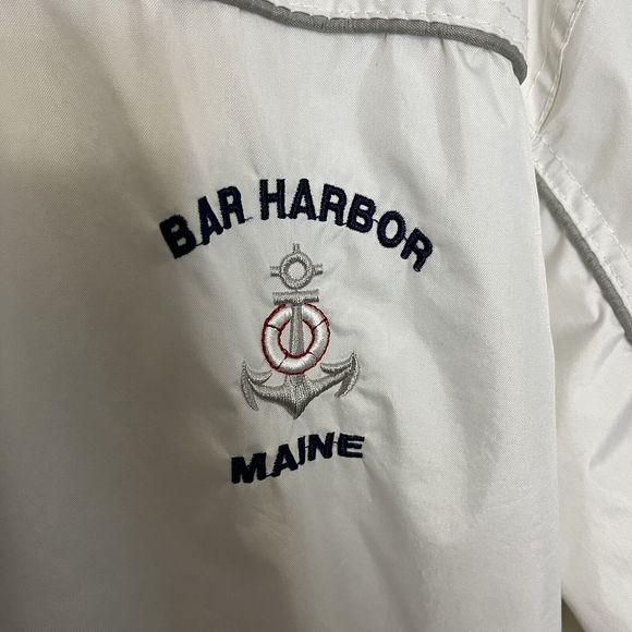Dimco Apparel Jacket Bar Harbor Maine Medium White Windbreaker Removable Hood VG - Picture 3 of 11